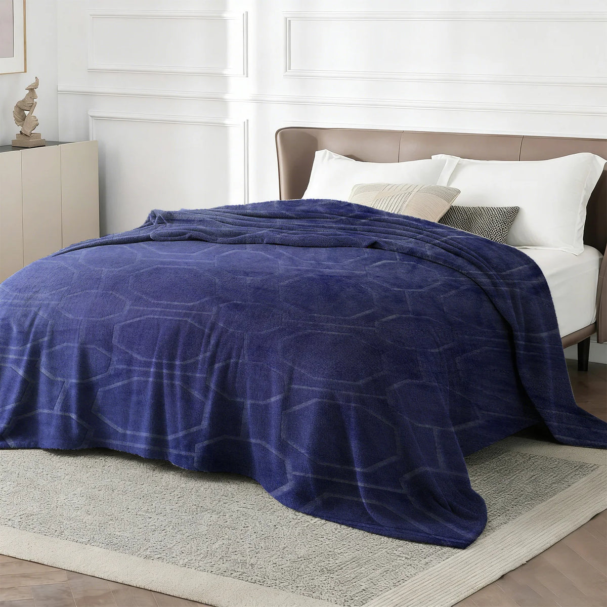 Faux Fur Rabbit Blanket – Soft & Cozy Home Decor