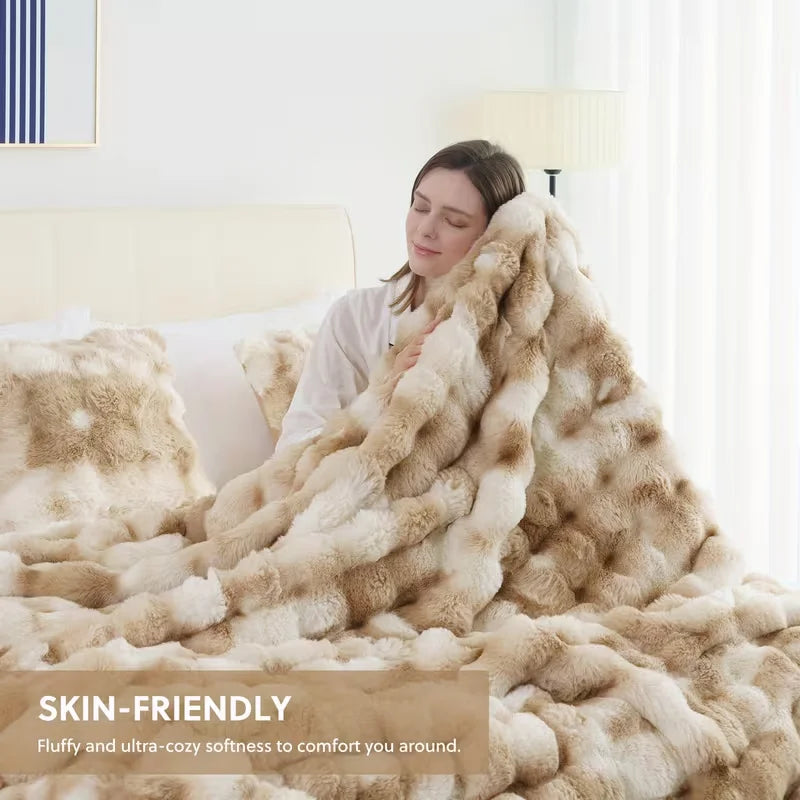 Faux Fur Rabbit Blanket – Soft & Cozy Home Decor