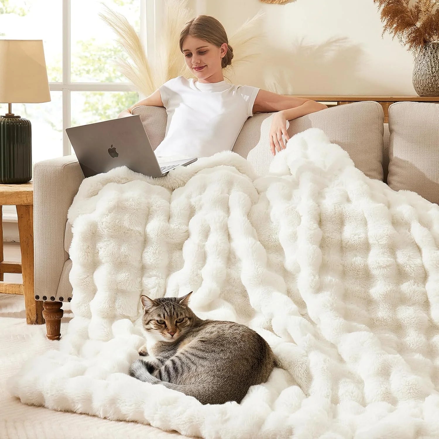 Faux Fur Rabbit Blanket – Soft & Cozy Home Decor